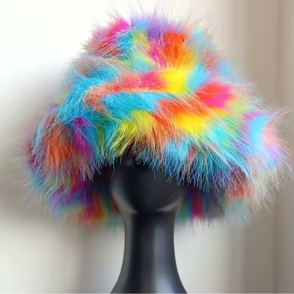 Pink Blue Rainbow Marble Swirl Faux Fur Costume Y2K Rave Fuzzy Furry Bucket Hat - Picture 2 of 5